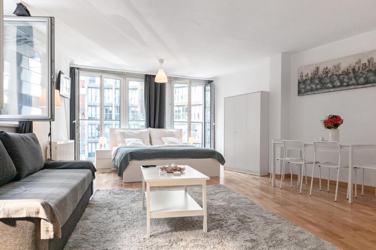 Gasometer Apartment - Designer Building With Amazing View فيينا المظهر الخارجي الصورة