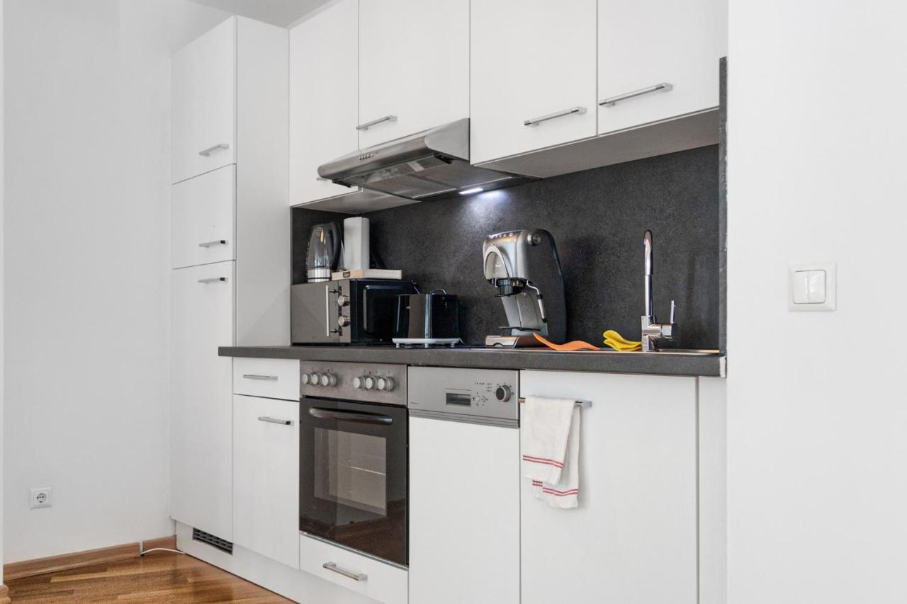Gasometer Apartment - Designer Building With Amazing View فيينا المظهر الخارجي الصورة
